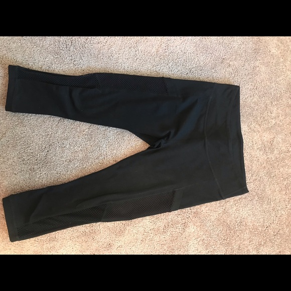 Fabletics workout leggings - Picture 2 of 4